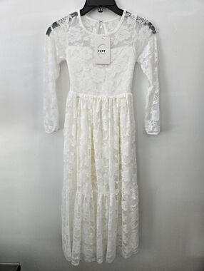 CQDY White Floral Long Sleeve Maxi Lace Dress. Size 8-9year old (medium). New